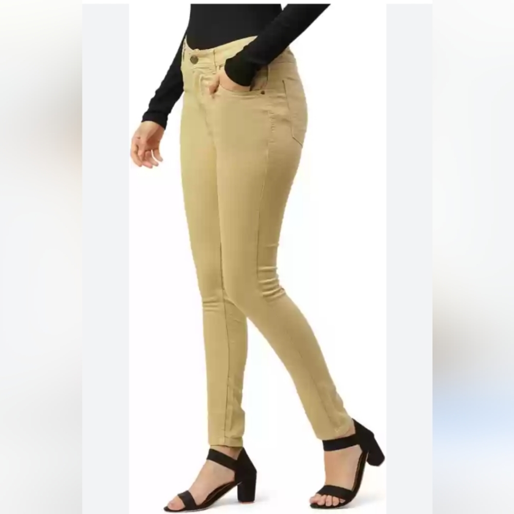 Scarlet Boulevard skinny jegging size 3/26 cream